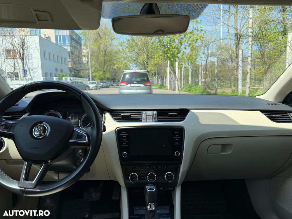 Skoda Octavia 1.6 TDI DSG Style - 11