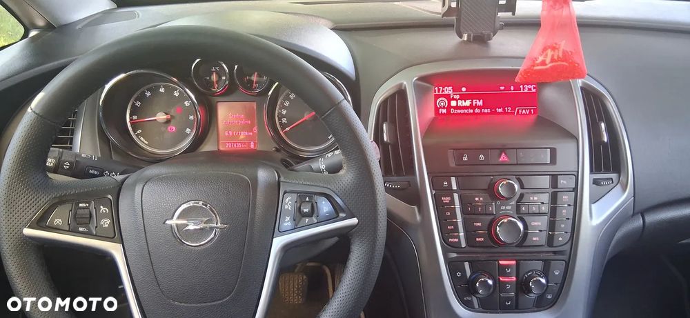 Opel Astra 1.4 Turbo - 9