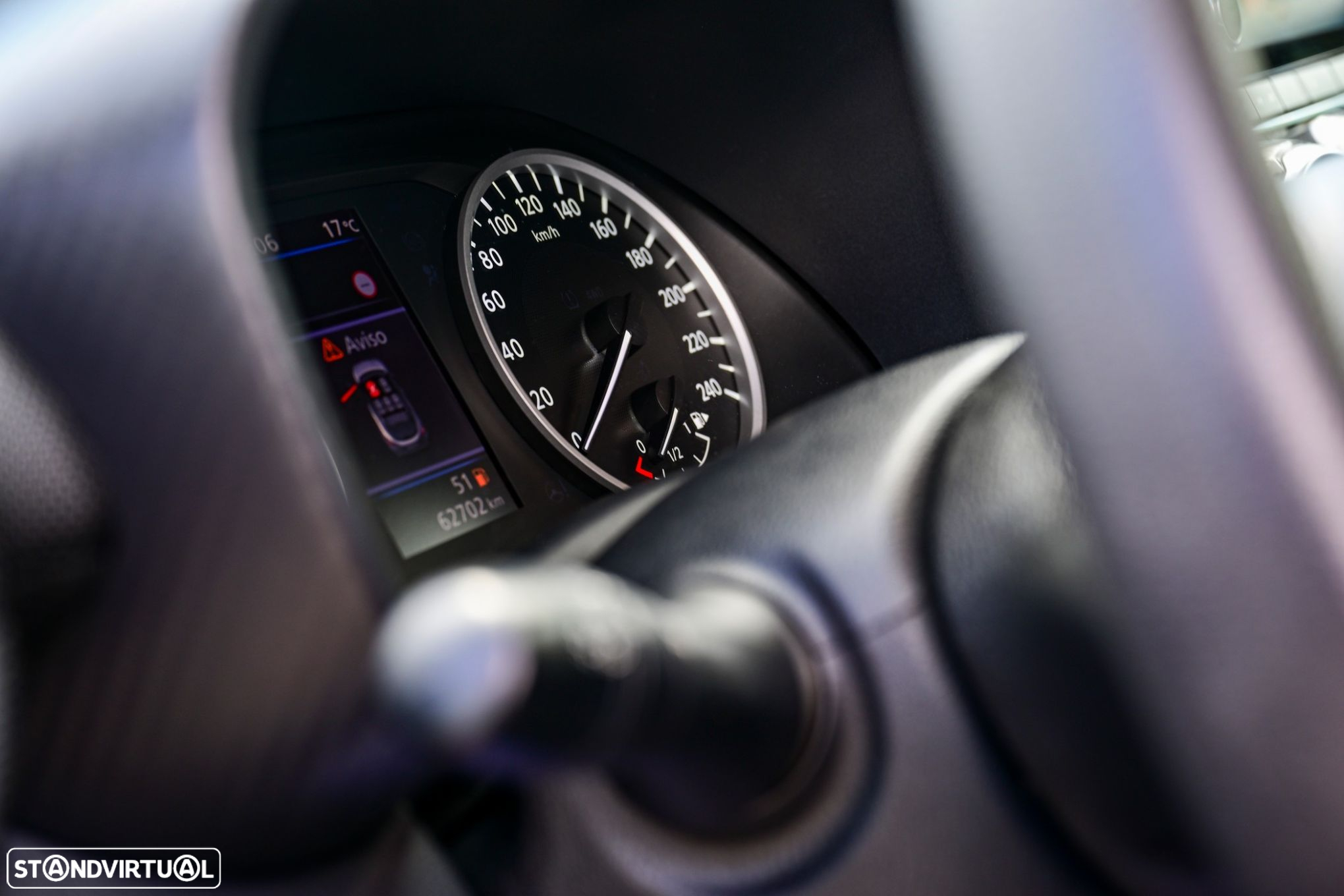 Nissan Juke 1.0 DIG-T N-Connecta - 32
