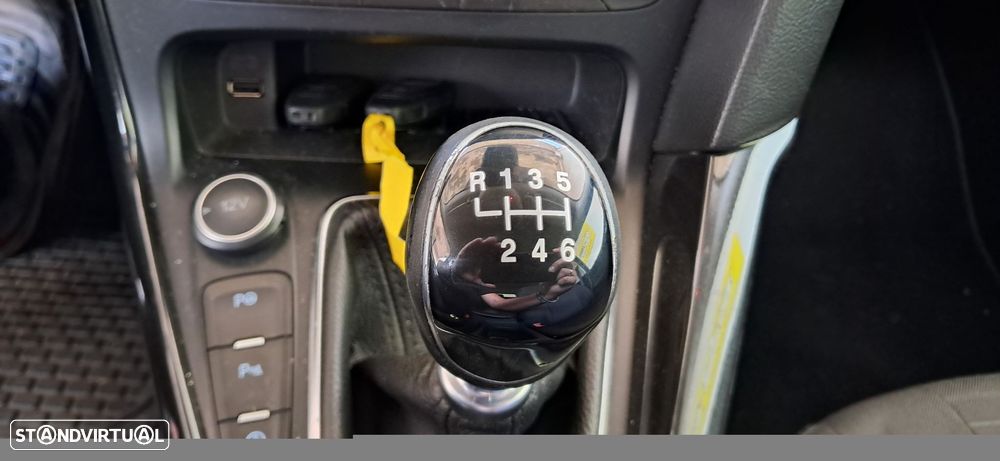 Ford Focus 1.5 TDCi EcoBlue Titanium - 11