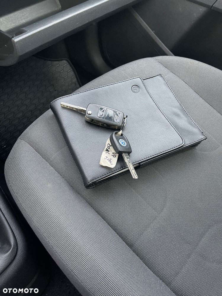 Volkswagen up! Eco (BlueMotion Technology) move - 13