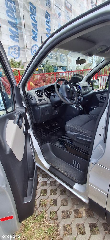 Renault Trafic - 8