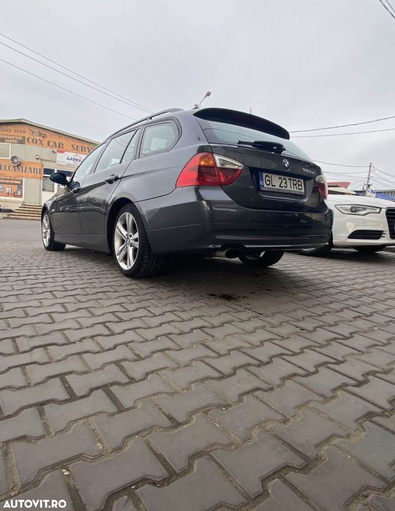 BMW Seria 3 320d - 7