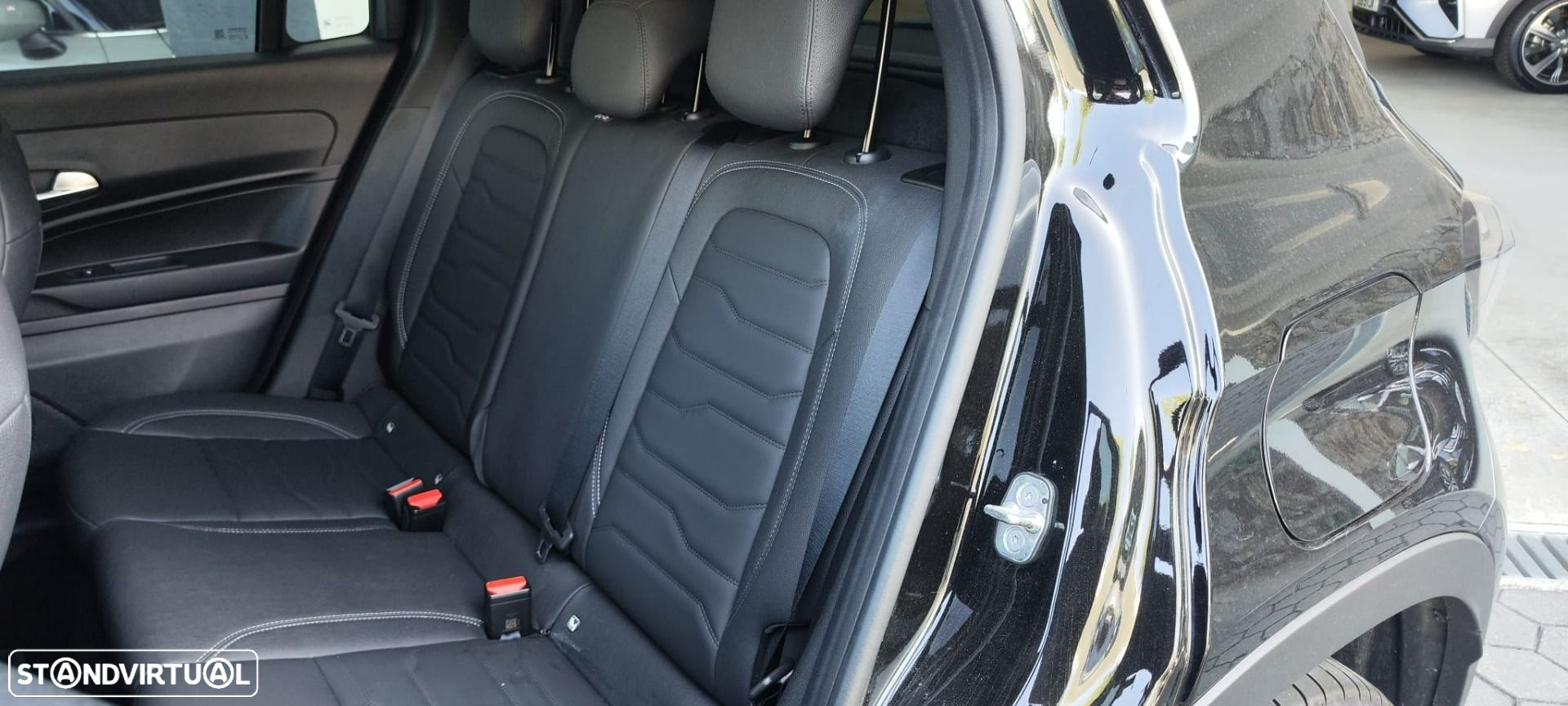 Jeep Avenger 54 kWh Summit Plus - 12