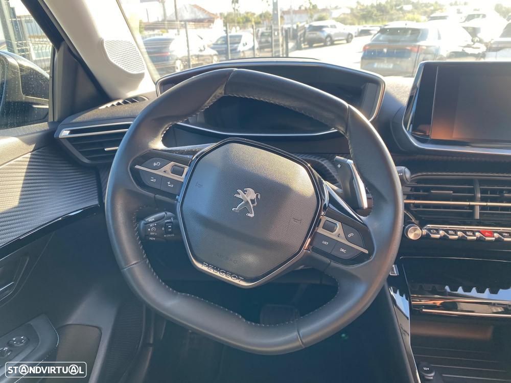 Peugeot 208 2022 photo 5