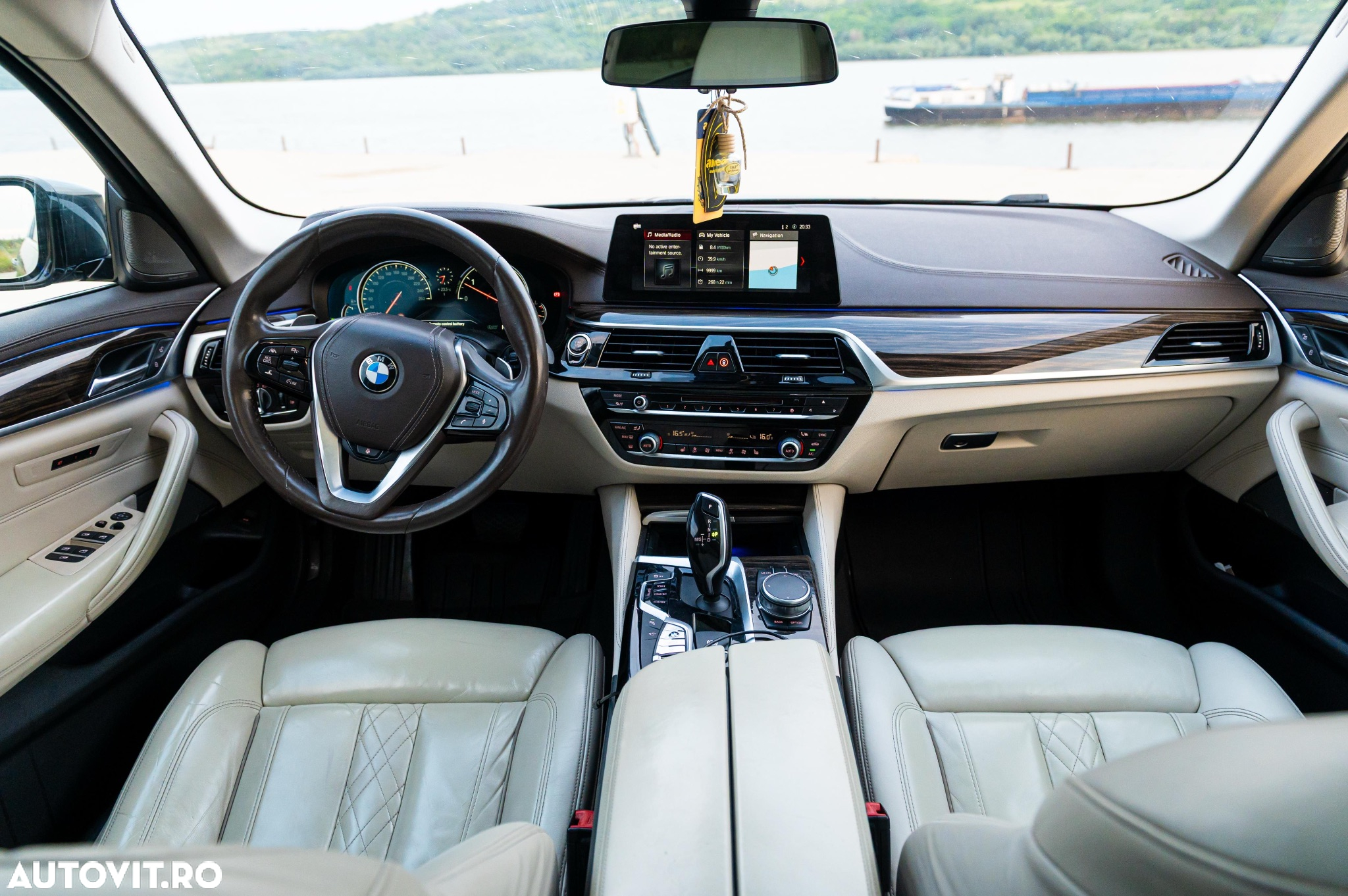 BMW Seria 5 530d xDrive AT - 19