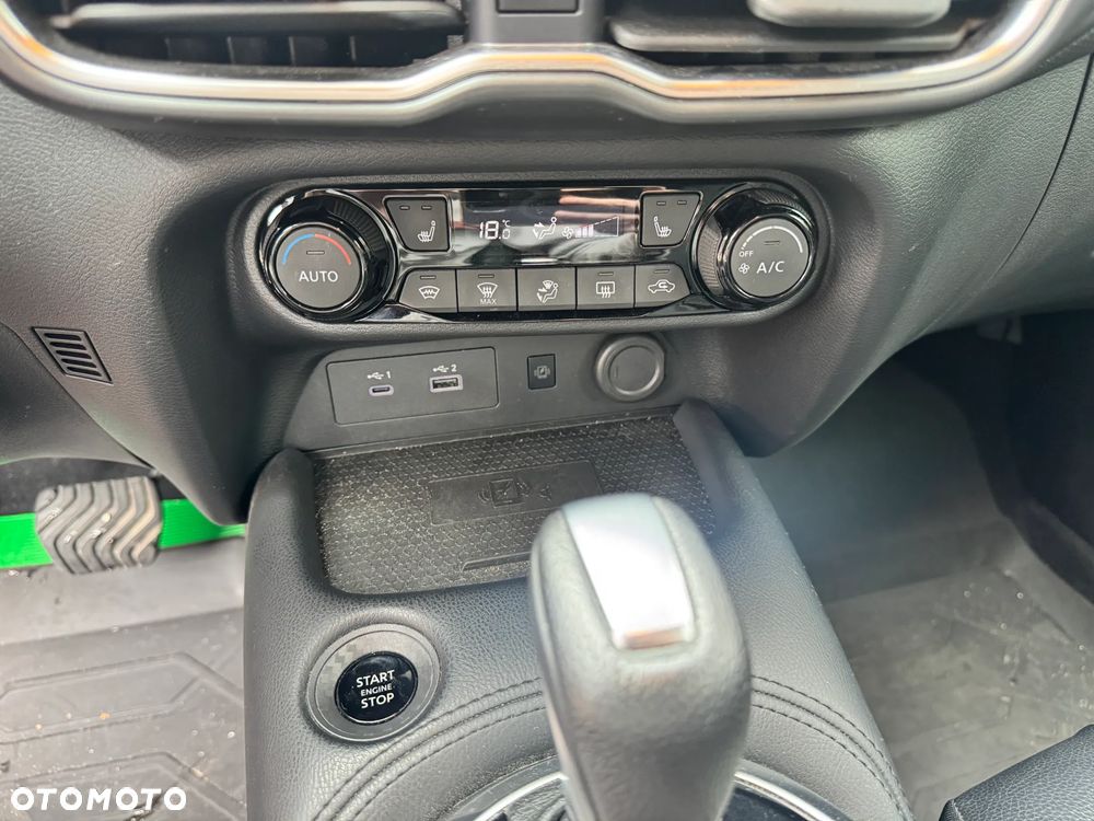 Nissan Juke 1.0 DIG-T N-Connecta DCT - 13