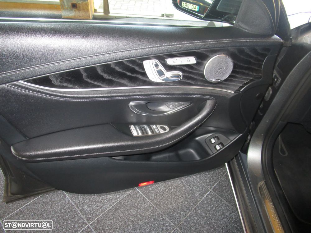 Mercedes-Benz E 220 d 4Matic All-Terrain 9G-TRONIC Exclusive - 10