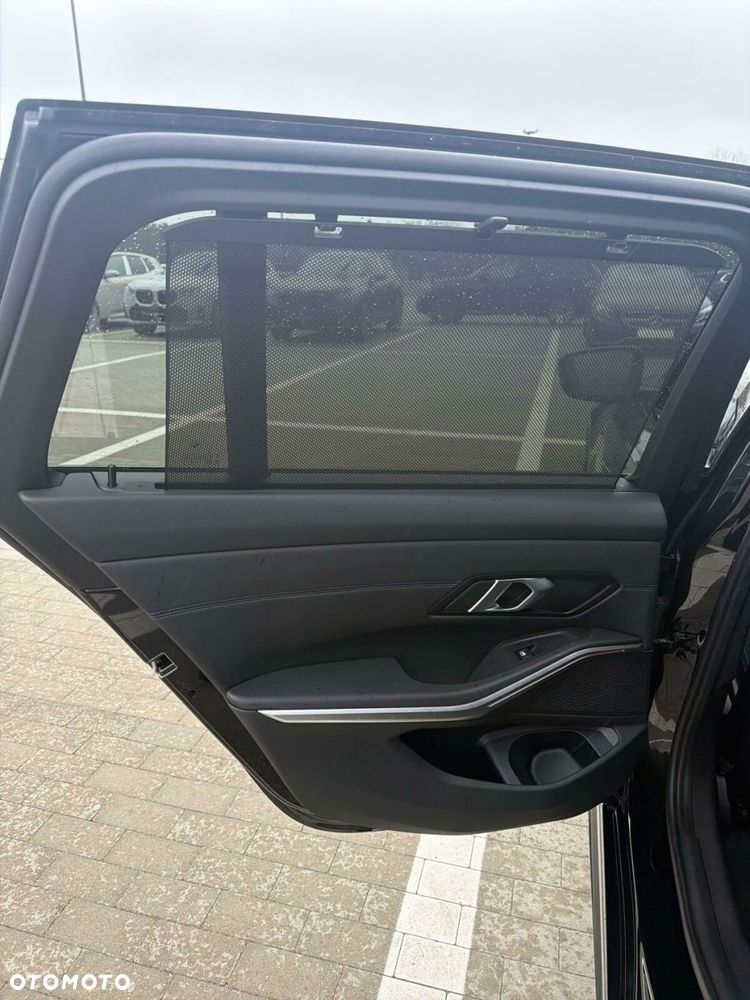BMW Seria 3 - 37