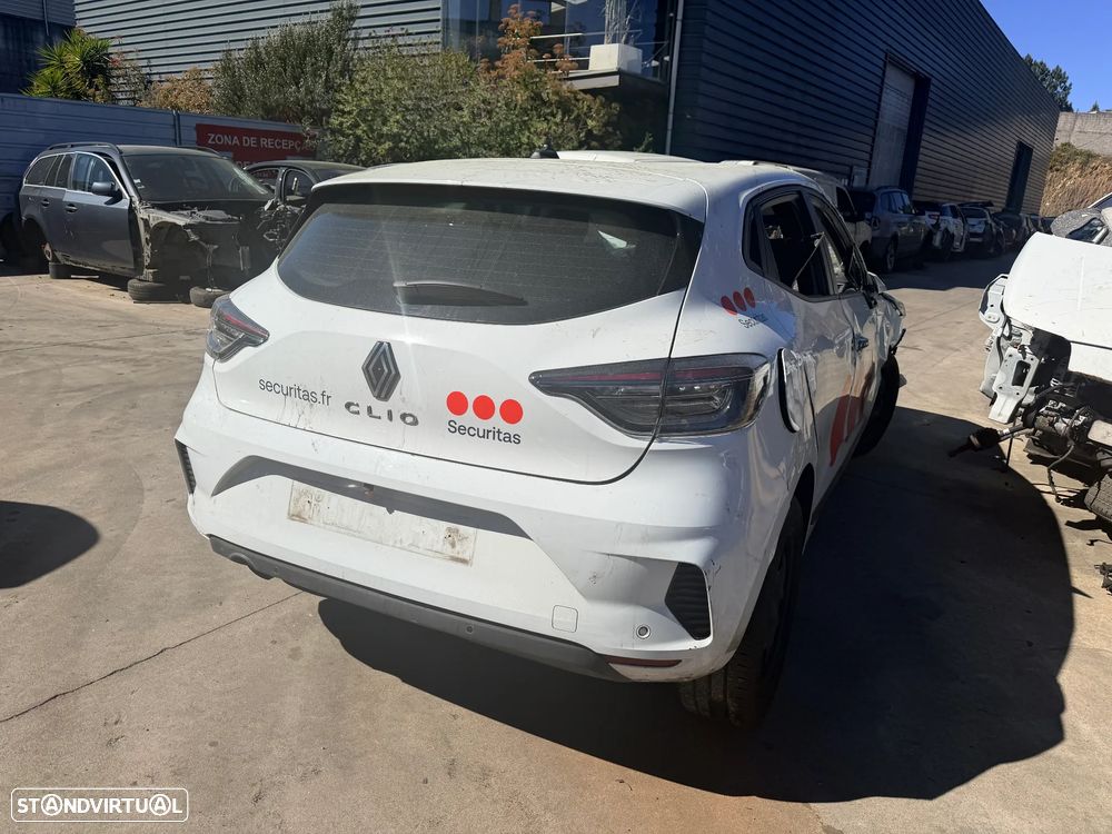 RENAULT CLIO V 1.5 DCI DE 2025 EM FIM DE VIDA (CENTRO DE ABATE) - 2