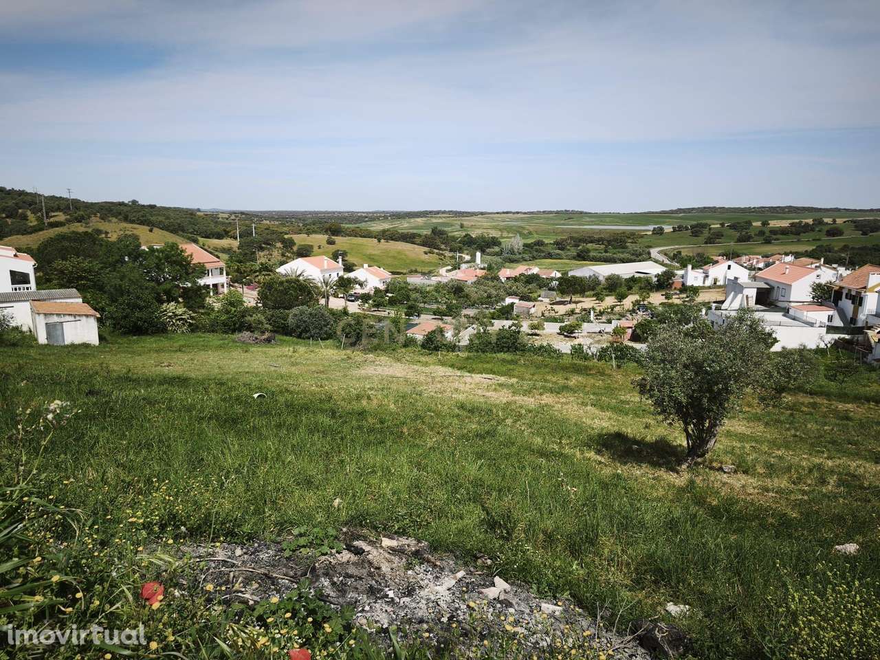 Terreno Urbano com 800 m2 - Grande imagem: 2/4