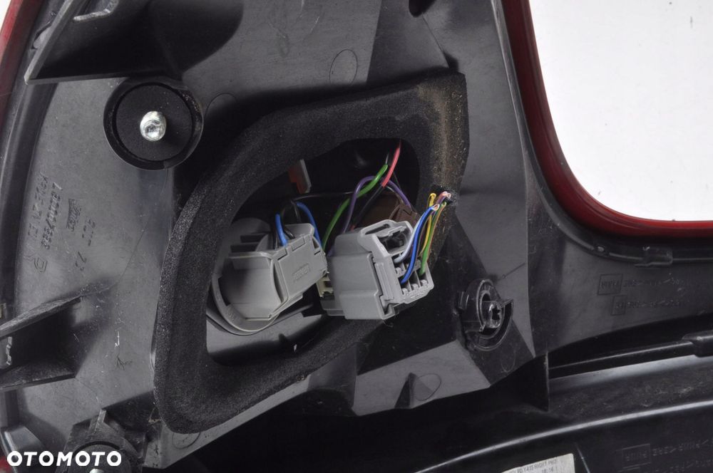 VOLVO XC60 I LAMPA PRAWA TYLNA PRAWY TYŁ  90007893 LIFT - 9