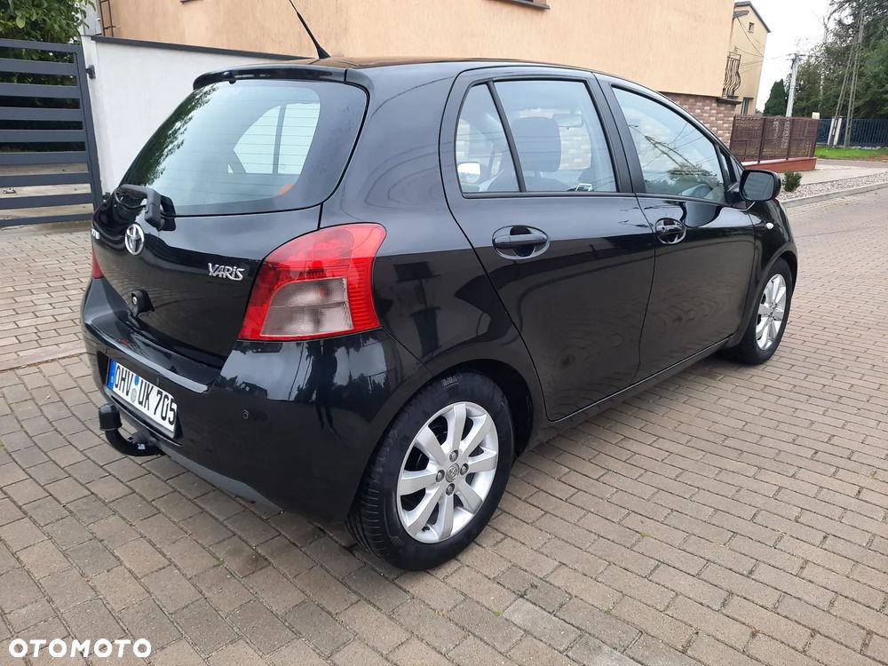 Toyota Yaris 1.3 Sol Premium - 8