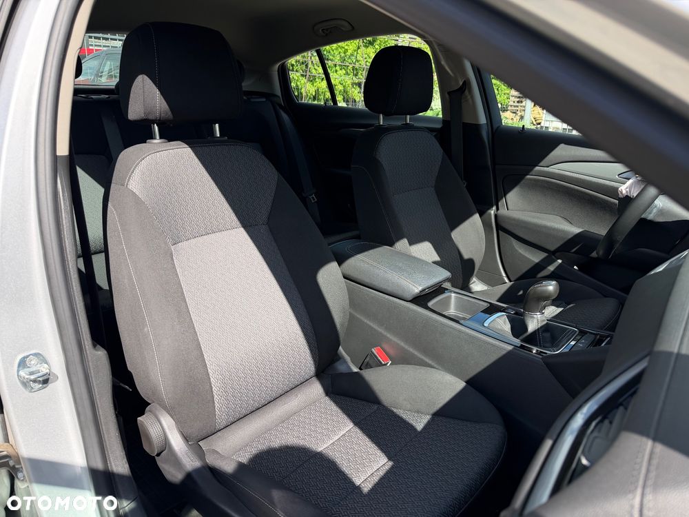 Opel Insignia 1.5 T Exclusive S&S - 21
