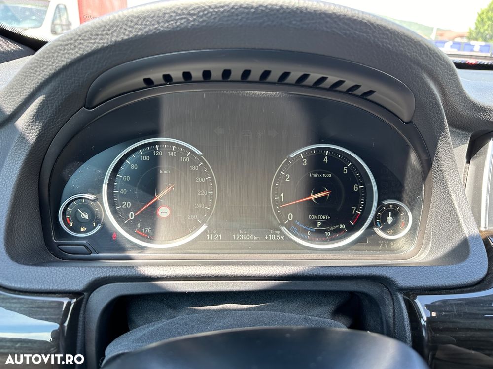 BMW Seria 5 - 35