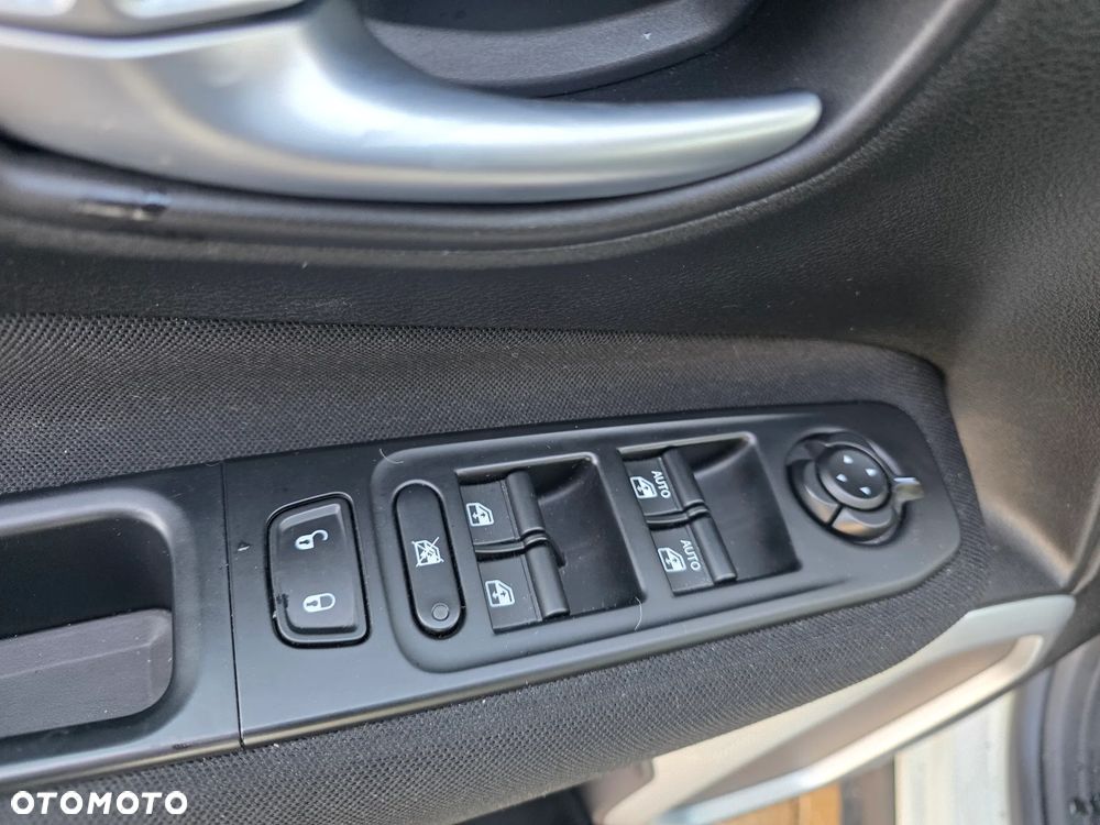 Jeep Renegade 1.4 MultiAir DSG Longitude - 10