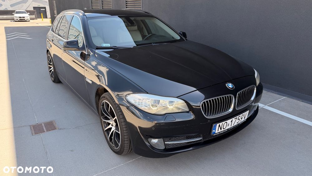 BMW Seria 5 520d Luxury Line - 2