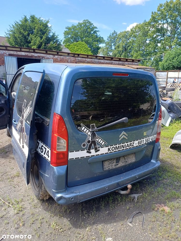 Klapa Tylna Szyba Citroen Berlingo 2015 1.6 hdi - 1