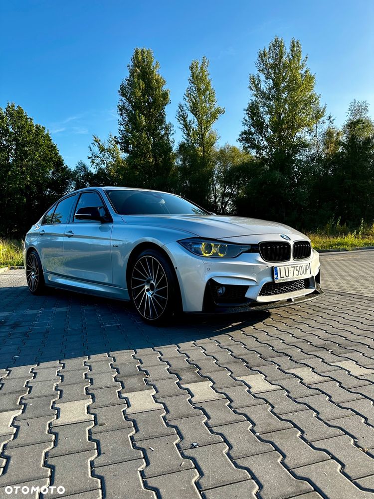 BMW Seria 3 2012 photo 3