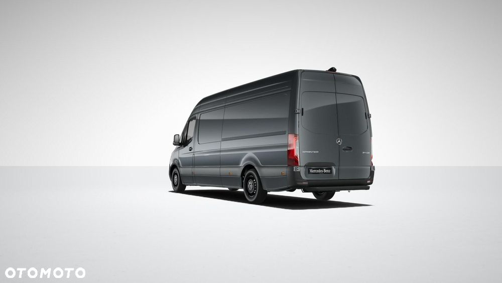 Mercedes-Benz Sprinter - 2