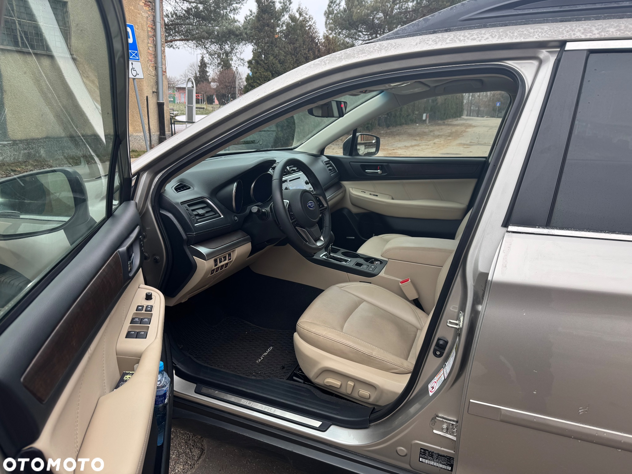 Subaru Outback - 11