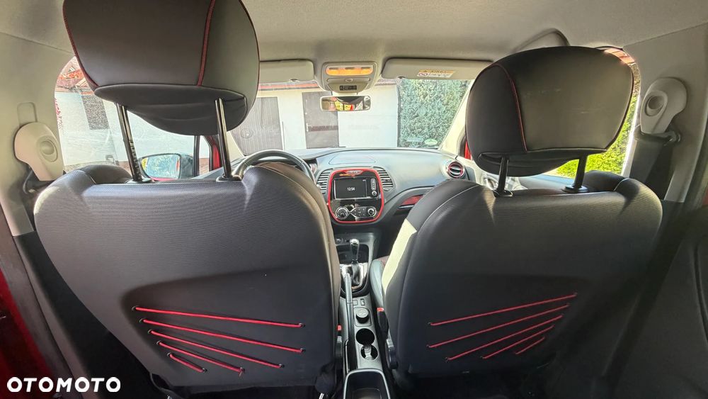 Renault Captur 1.2 TCe Helly Hansen EDC - 11