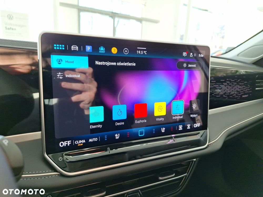 Volkswagen Passat Variant - 34