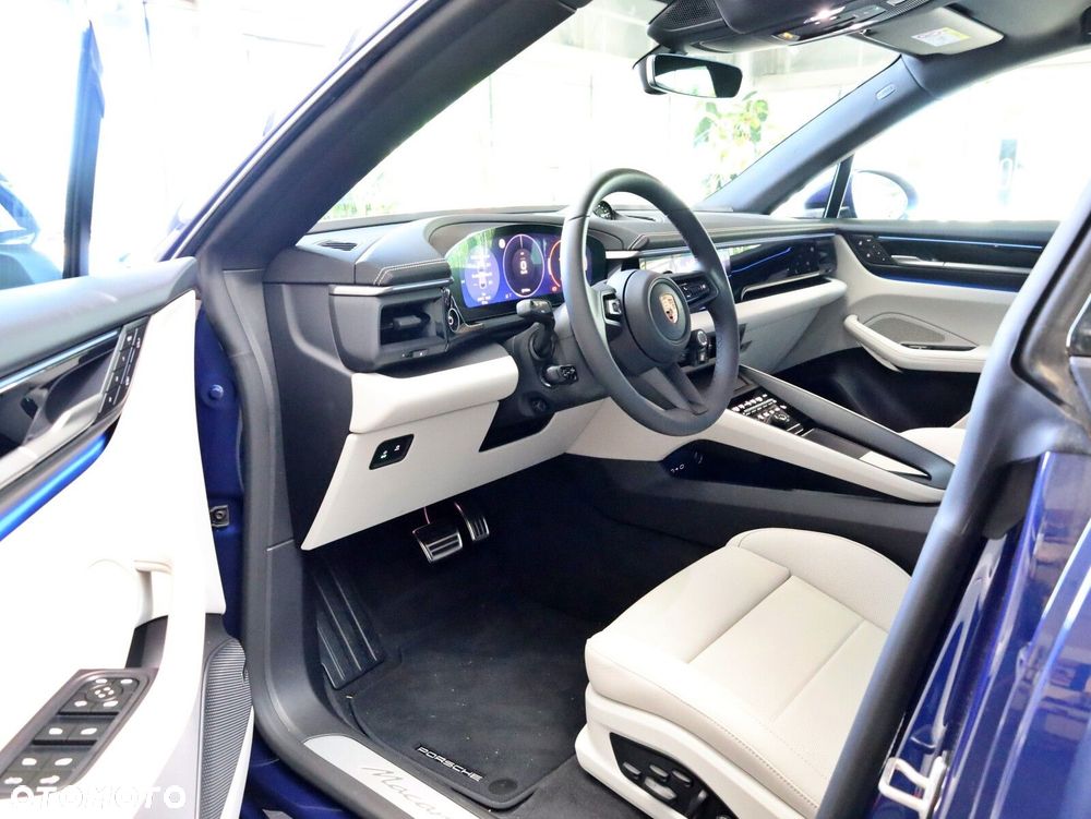 Porsche Macan - 14