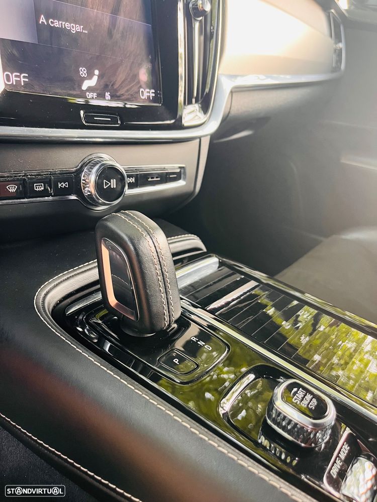 Volvo V90 2.0 T8 R-Design AWD Geartronic - 29