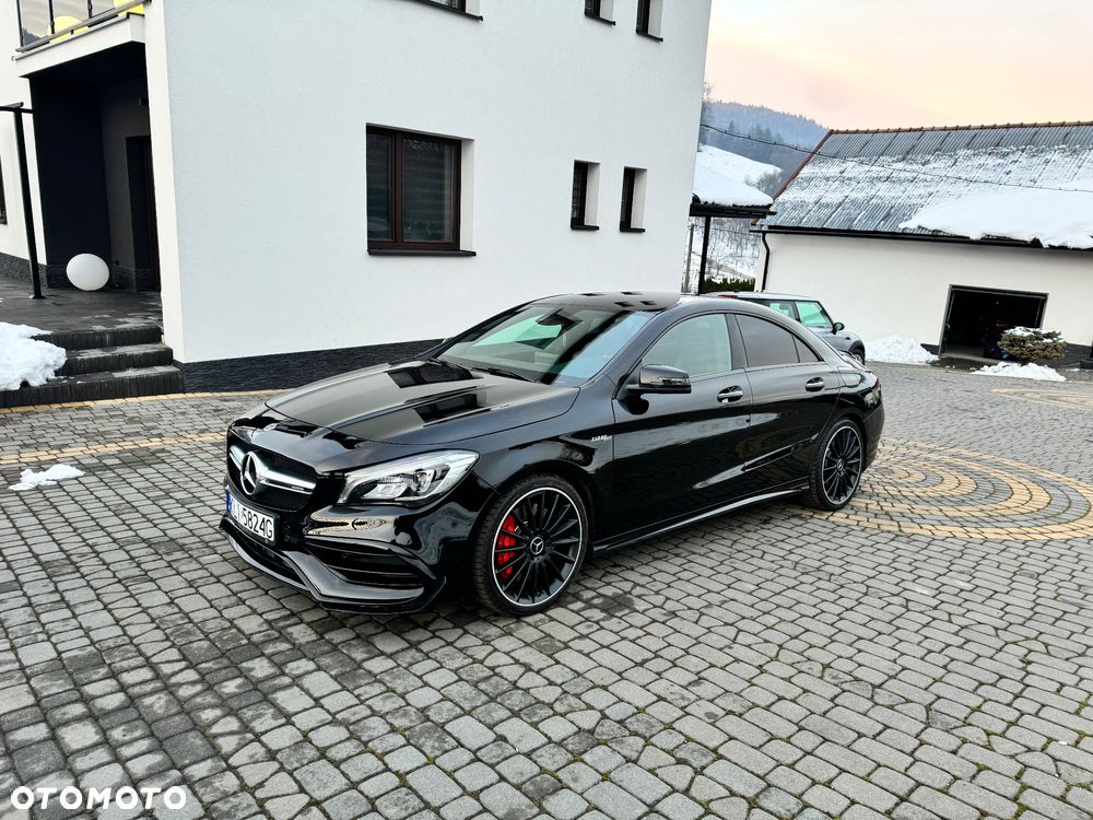 Mercedes-Benz CLA - 5