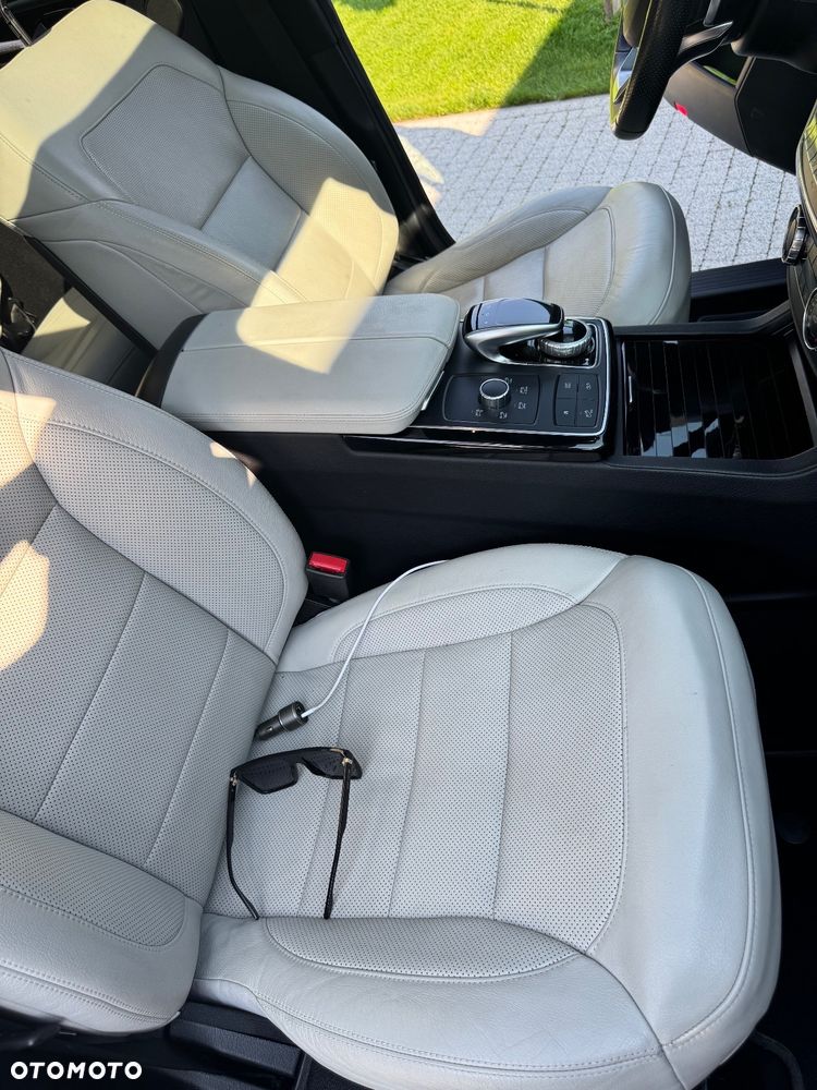 Mercedes-Benz GLE 450 4Matic 9G-TRONIC AMG Line - 24