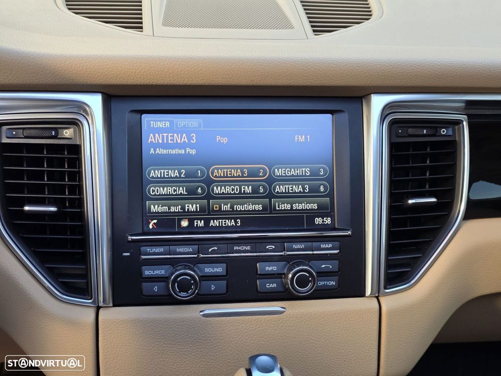 Porsche Macan S - 13