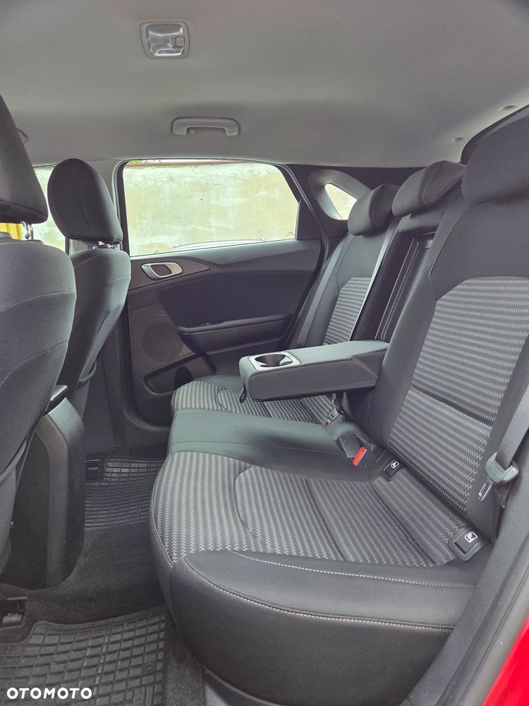 Kia Ceed 1.5 T-GDI M - 18