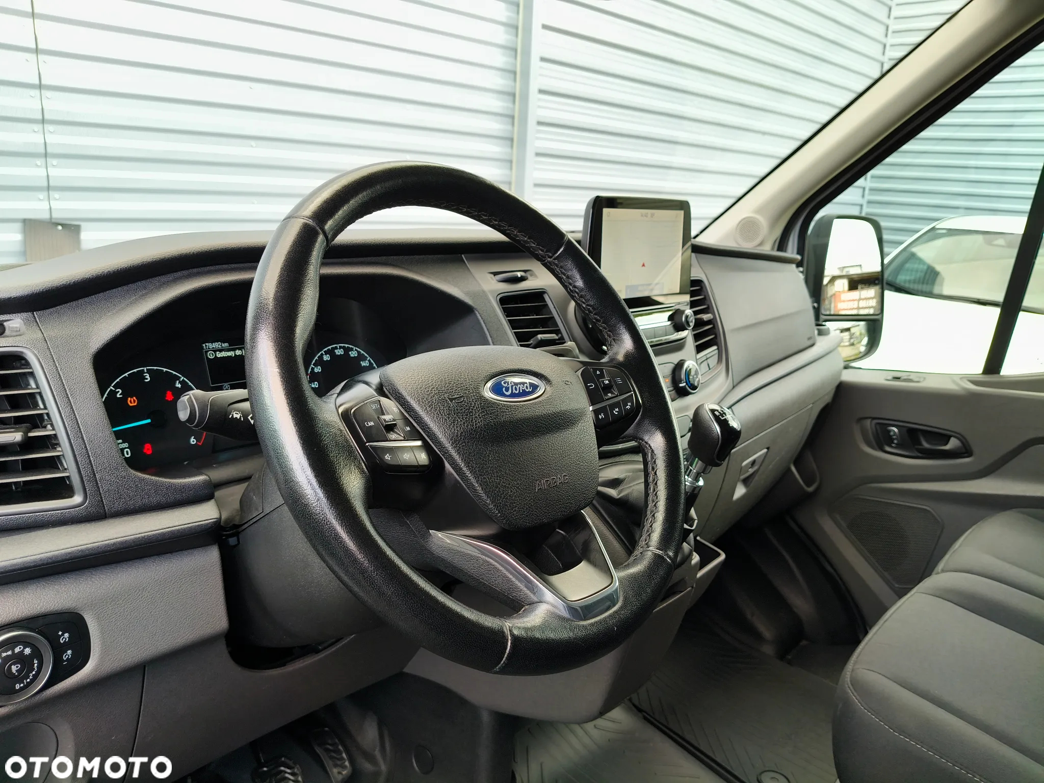 Ford Transit - 20