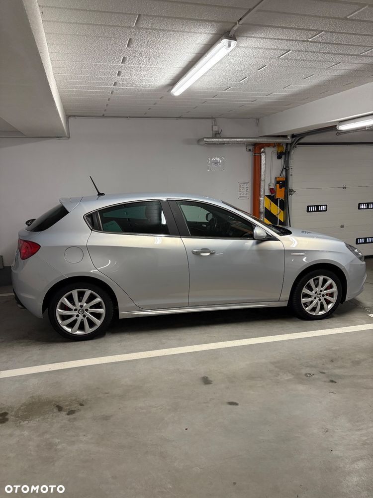 Alfa Romeo Giulietta 2.0 JTDM Exclusive TCT EU6 - 3