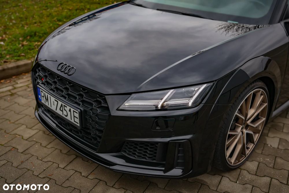 Audi TT S Coupé - 19