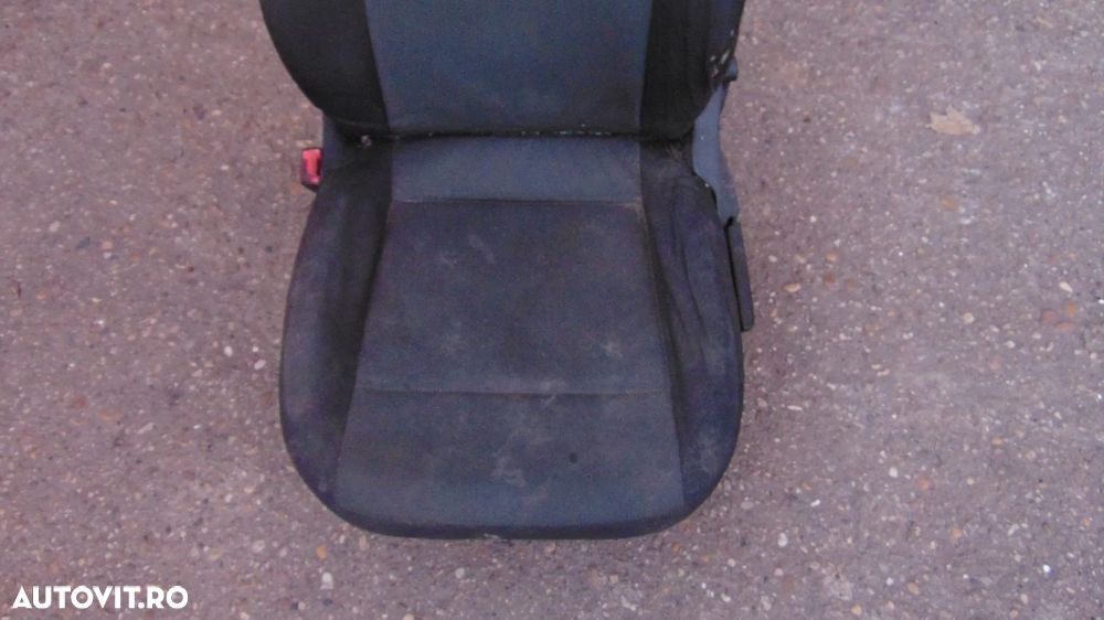 Scaun stanga fata,cu airbag,fara incalzire Skoda Rapid an 2012-2017 - 4
