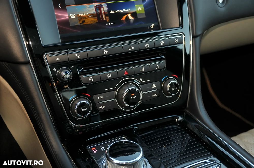 Jaguar XJ 3.0 V6 Langversion Autobiography - 16