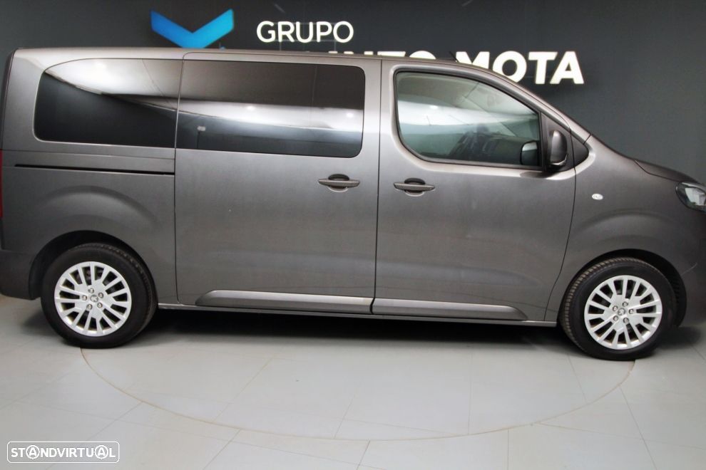 Peugeot Traveller - 8