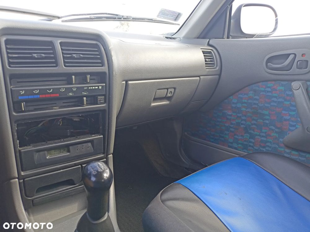 Suzuki Swift - 11