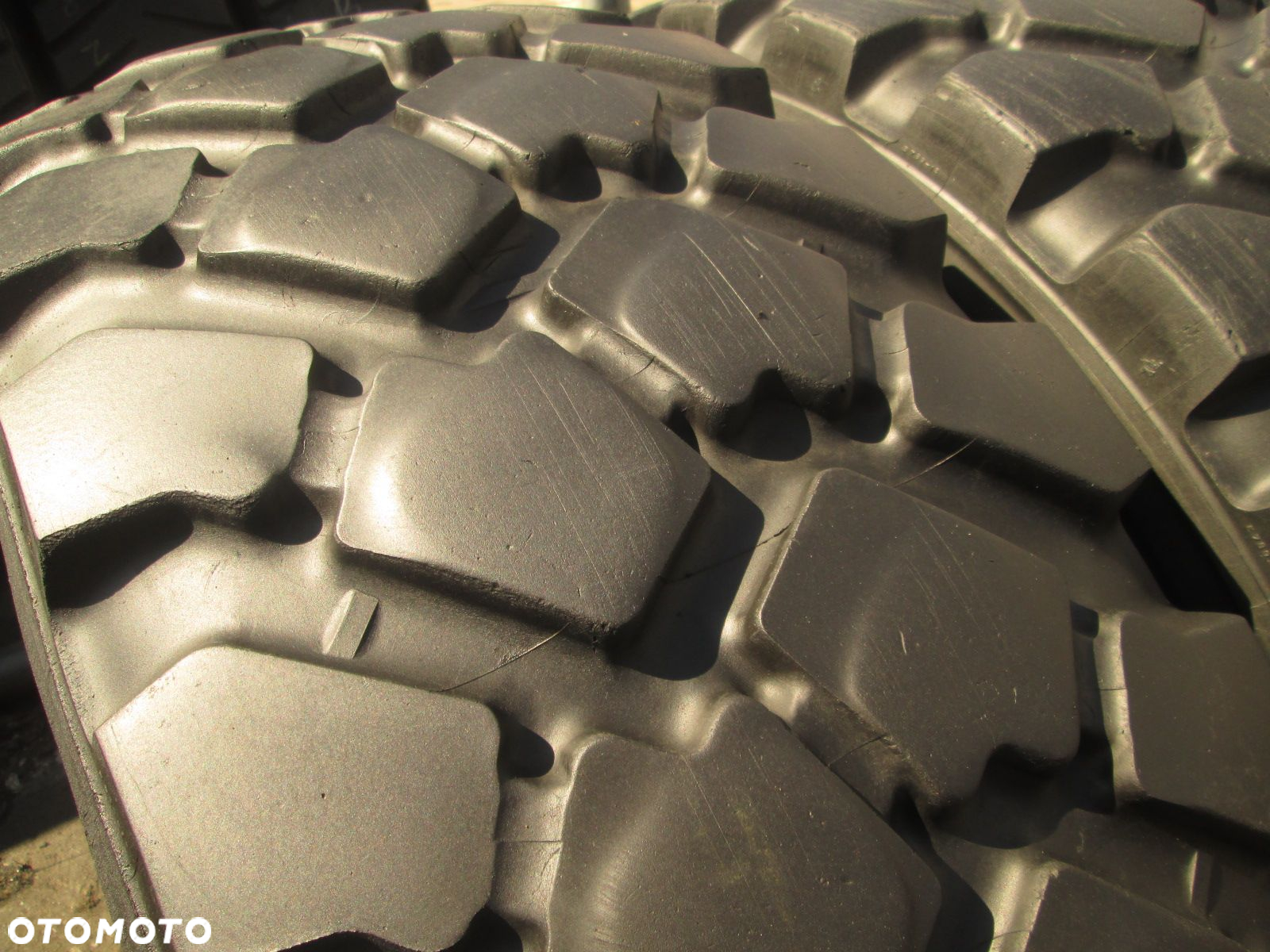Opony ciężarowe 365/80R20 Michelin XZL. Opony ciężarowe - 8