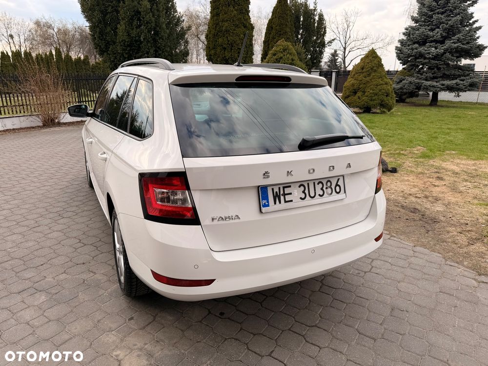 Skoda Fabia 1.0 TSI Ambition Plus - 8