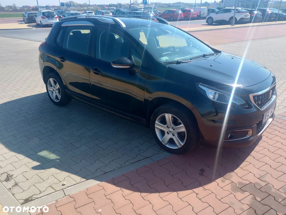 Peugeot 2008 BlueHDi 100 STOP & START Signature - 8