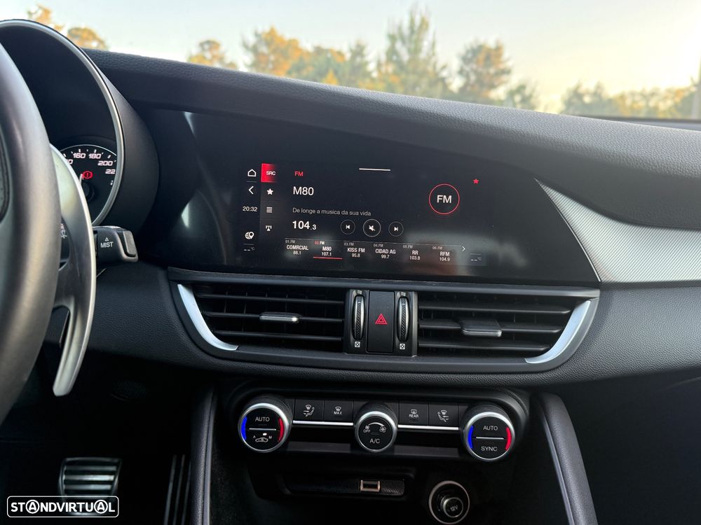 Alfa Romeo Giulia 2.2 D Super AT8 - 22