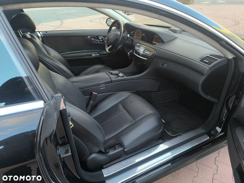 Mercedes-Benz CL 500 7G-TRONIC - 17