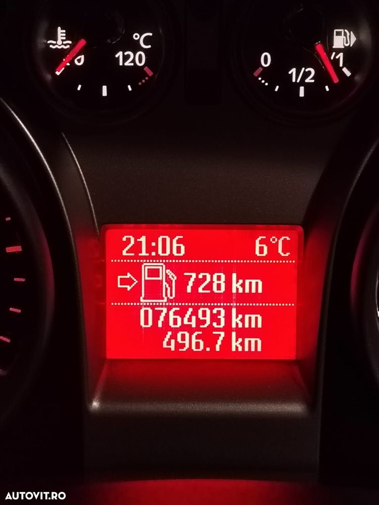 Ford Focus - 11