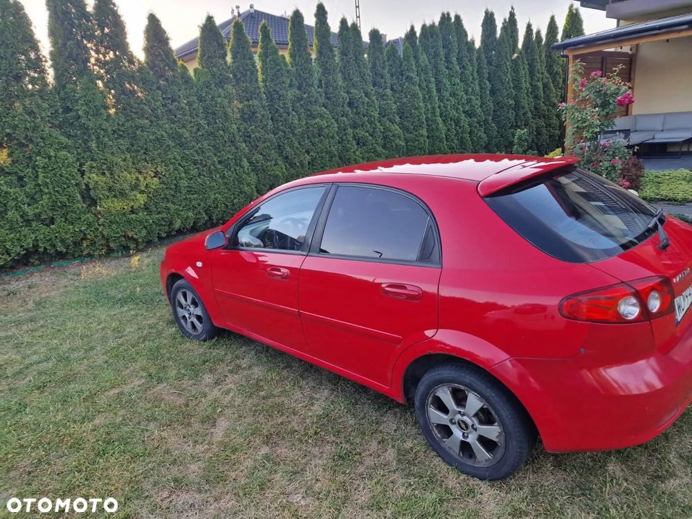 Chevrolet Lacetti - 5