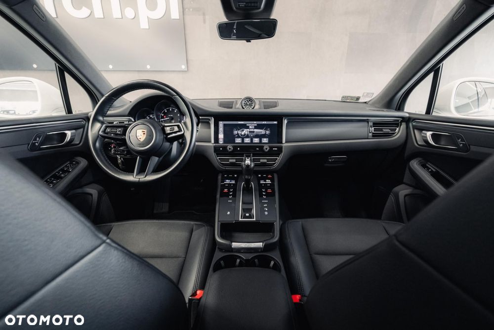 Porsche Macan Standard - 11