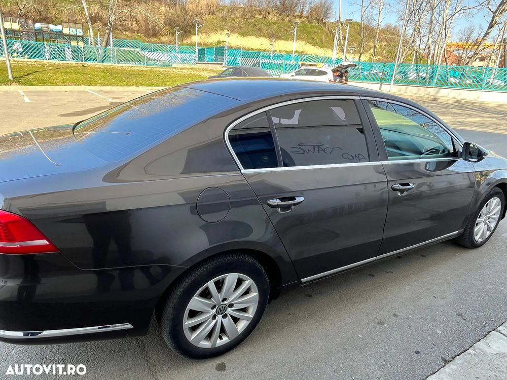 Volkswagen Passat 2.0 TDI BlueMotion Tehnology Comfortline - 8