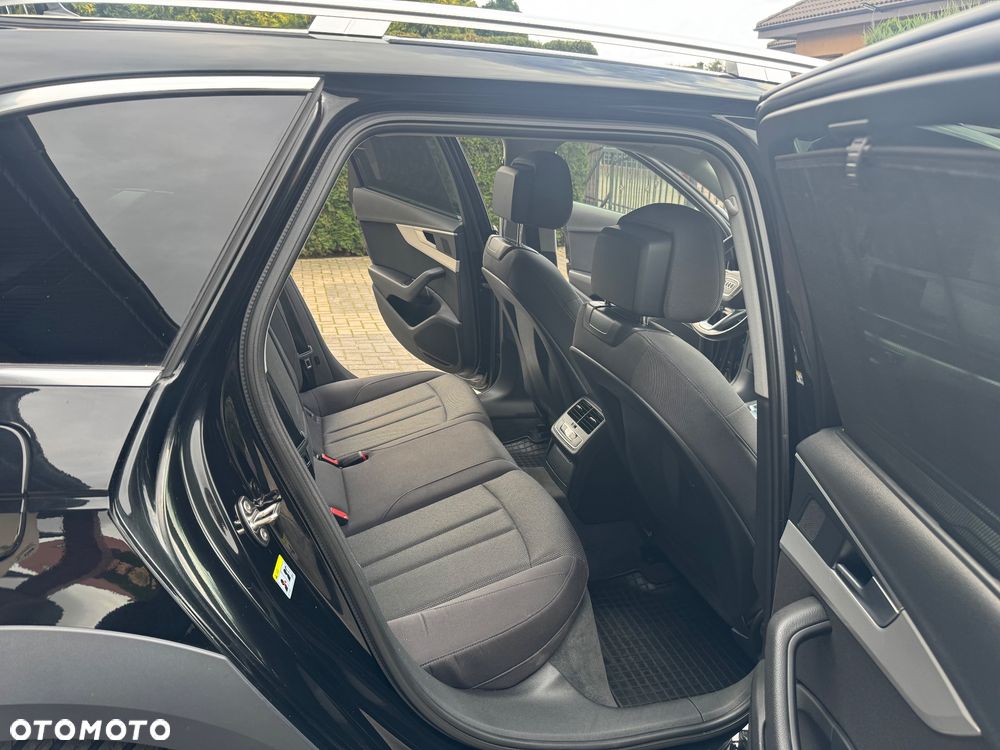 Audi A4 Allroad - 35